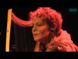 Descargar video: [法国/嗡鸣/前卫/先锋民谣] Emmanuelle Parrenin, live aux Chiroux