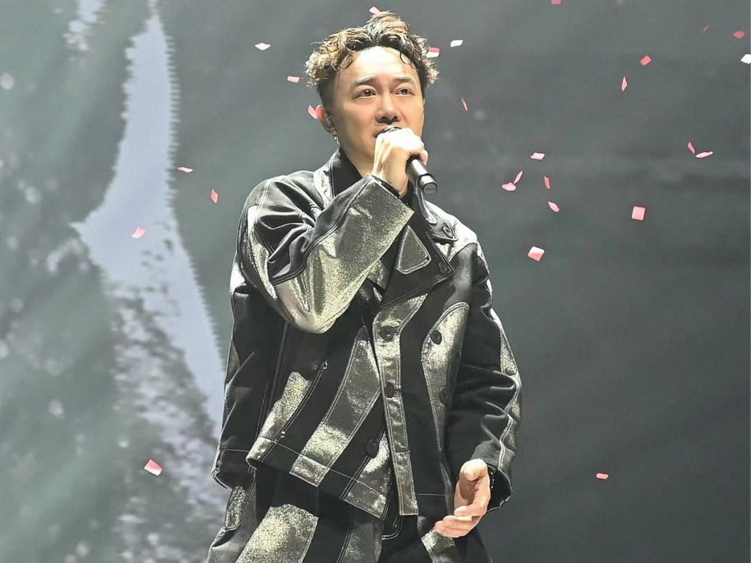 陈奕迅《小孩不懂怕》翻唱