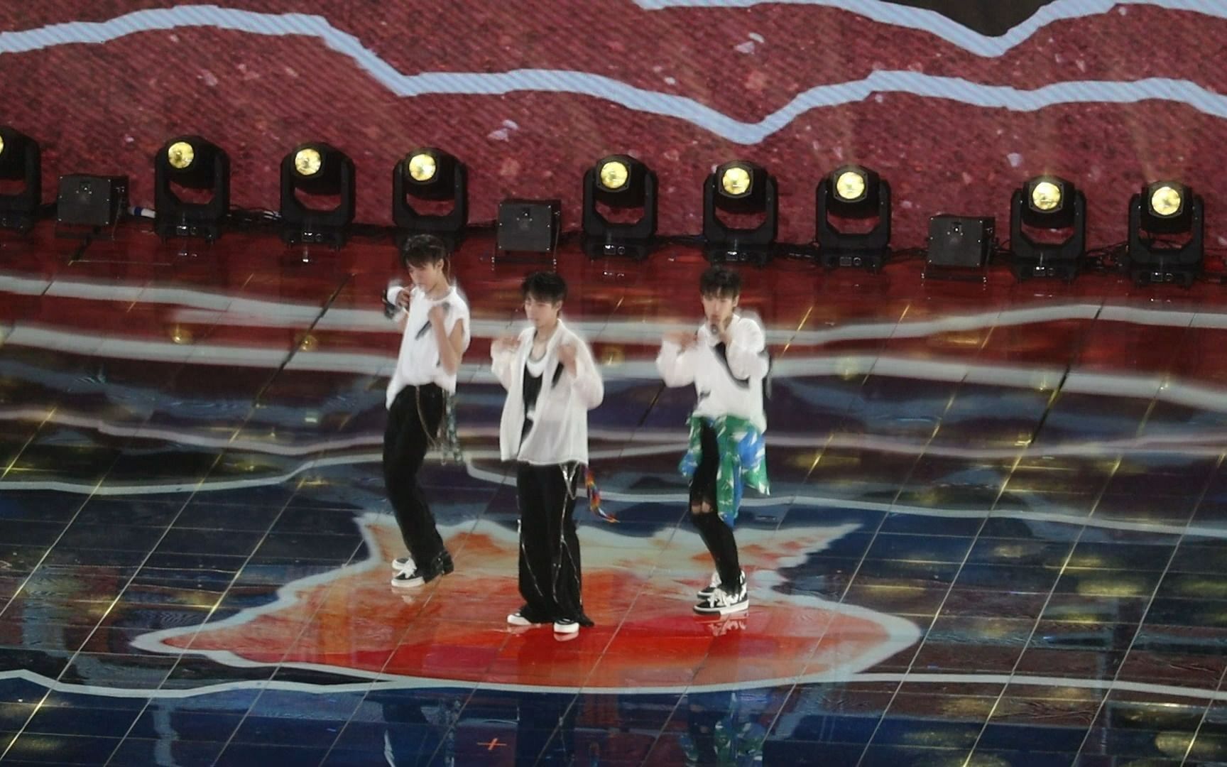 all i wanna do 朱志鑫 张极 张峻豪