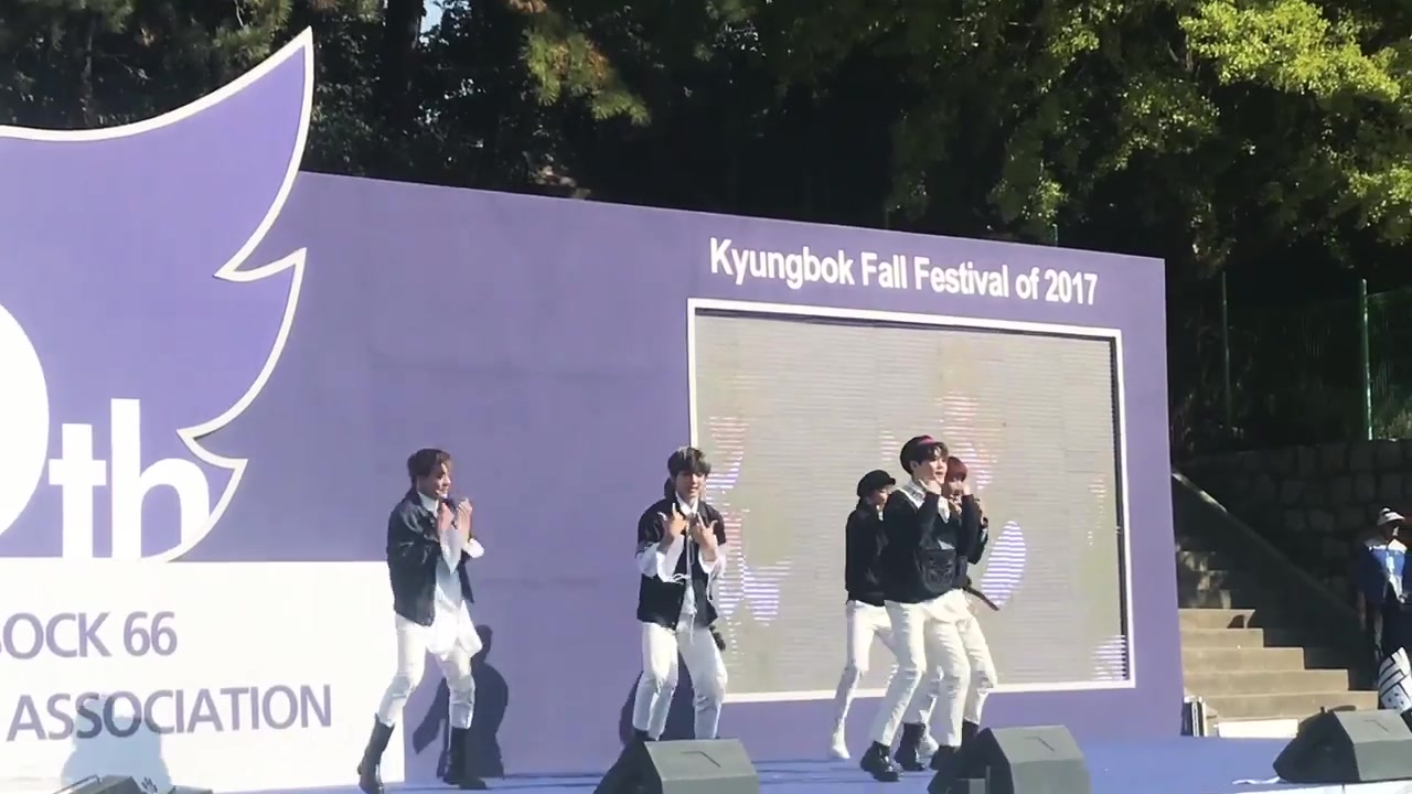 [图]171021 【景福高中】nct dream