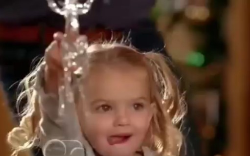 [图]good luck Charlie—it's Christmas!