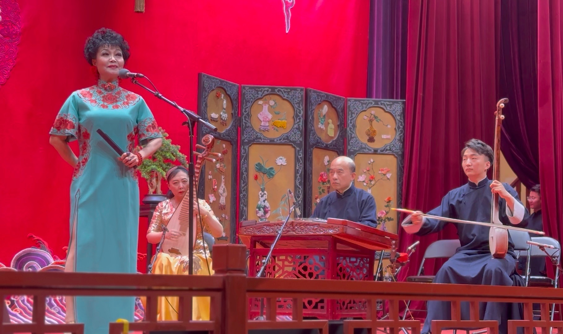 文爱云 河南坠子 《活捉三郎》返《马前泼水》《宝钗扑蝶》两落