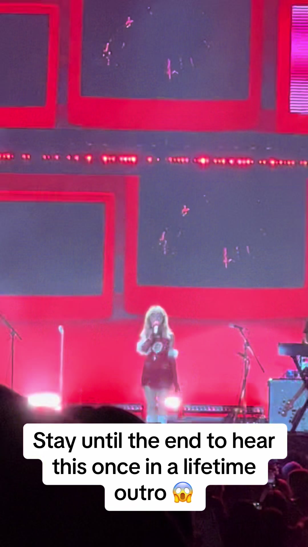 sabrina #木匠 #nonsenssechristamsversion #jingleball #musictok