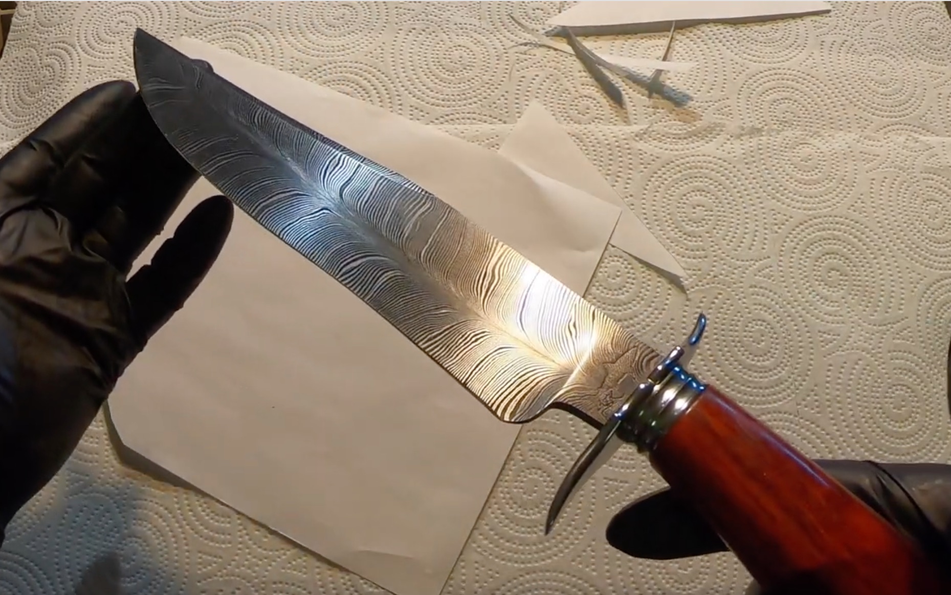 锻造羽毛纹大马士革博伊刀