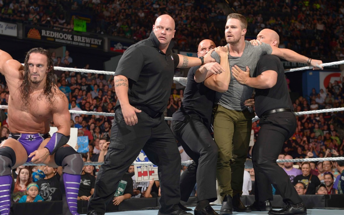 wwe回顾6年前绿箭侠史蒂芬阿梅尔stephen amell的比赛