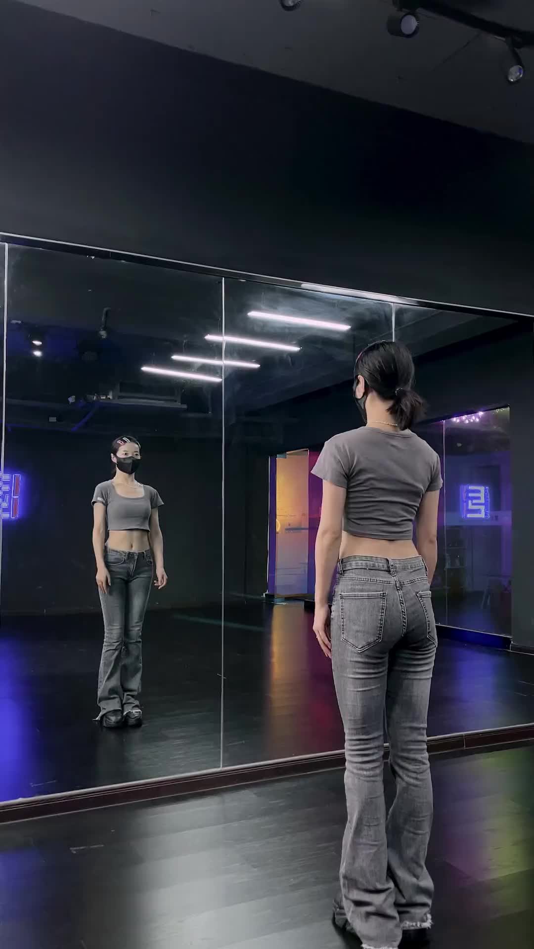 哈喽摩托舞蹈挑战哈喽快和你的好伙伴一起来合拍吧一学就会系列