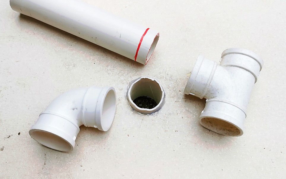 pvc管损坏太严重切断后太短了没法接弯头怎么办教你轻松接上