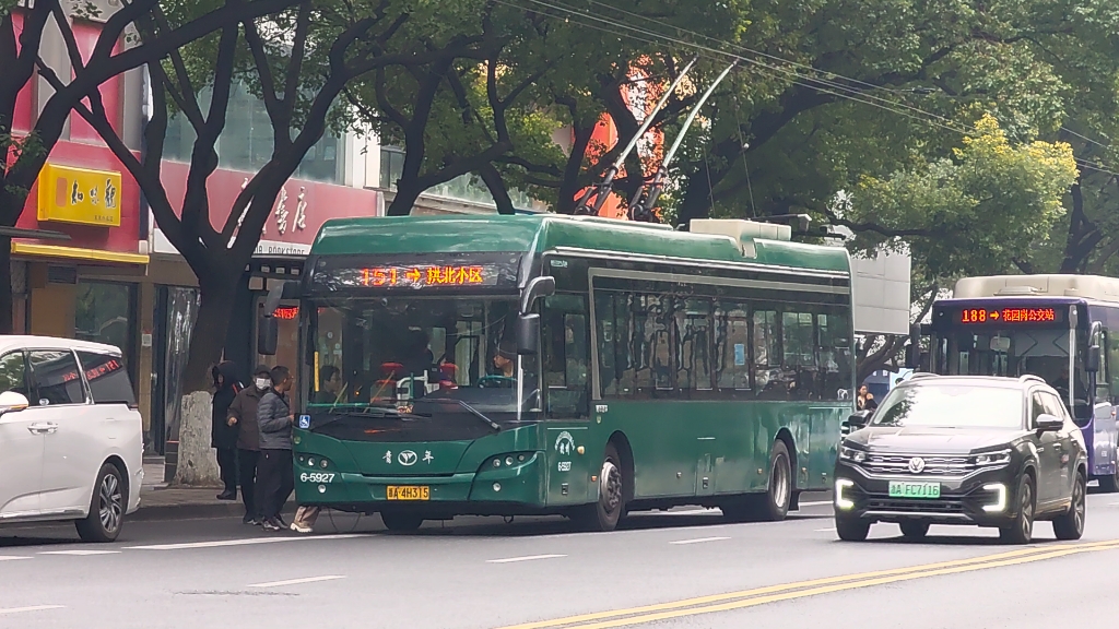 杭州福宝电车图片
