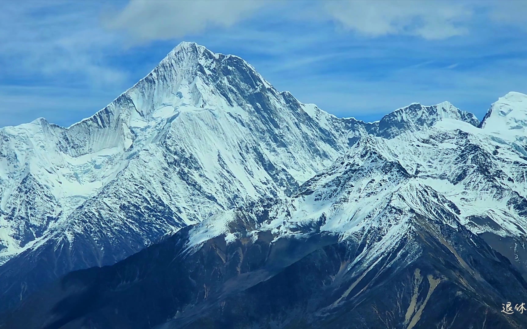 蜀山之王贡嘎山