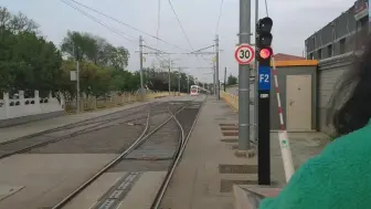 Скачать видео: 北京有轨电车西郊线进出站