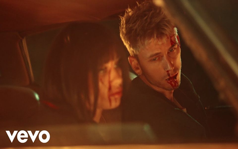 【枪爷】Machine Gun Kelly 新单玻璃屋Glass House (feat. Naomi Wild)哔哩哔哩bilibili