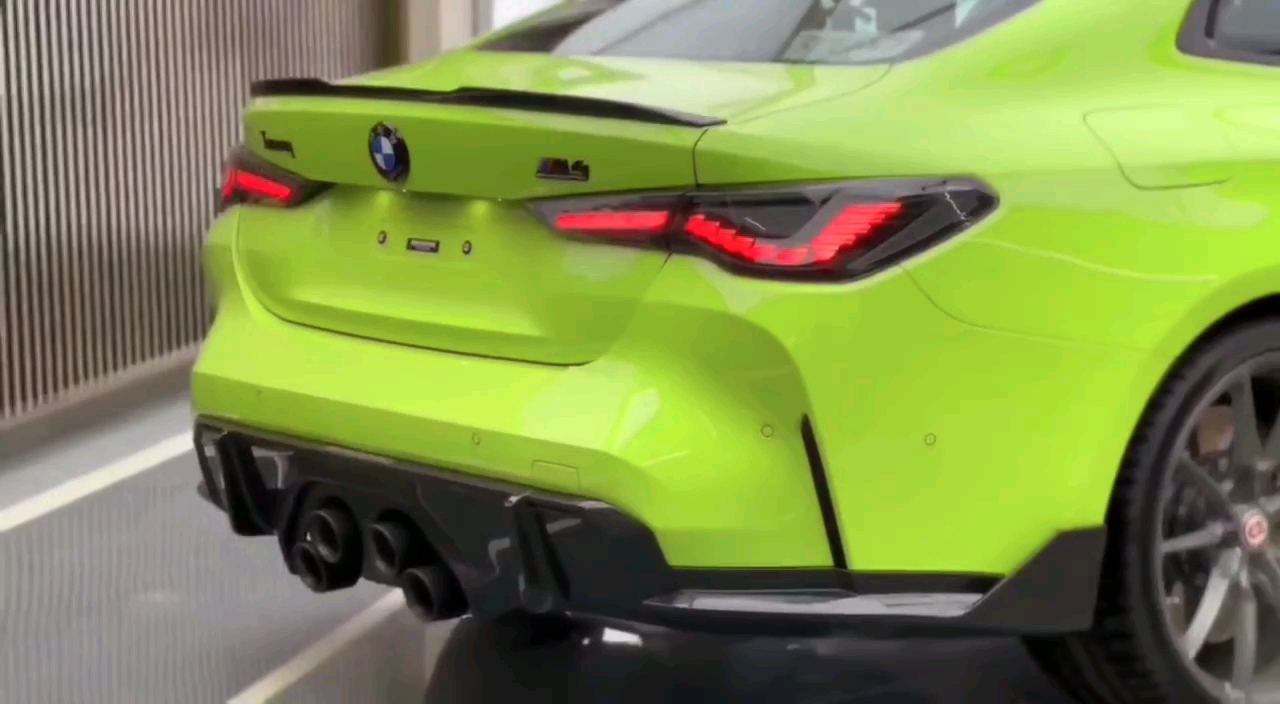 活动作品宝马m4升级龙鳞尾灯yyds