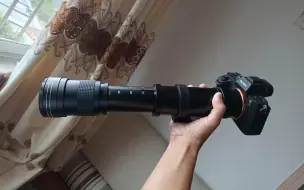 Télécharger la video: 国产230元的420mm-800mm镜头试拍花、鸟、月