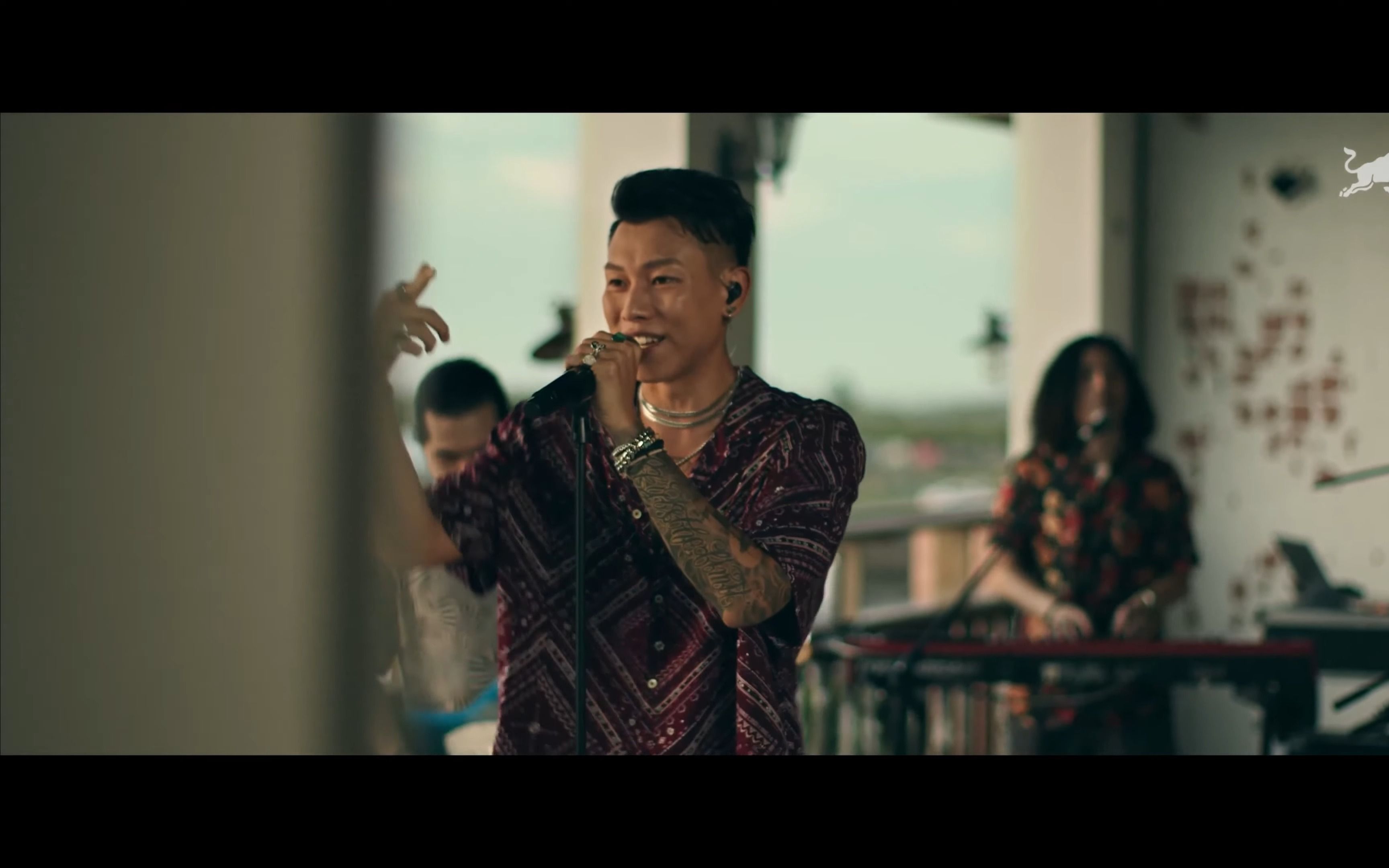 so瘦子 outta body 线上演唱会