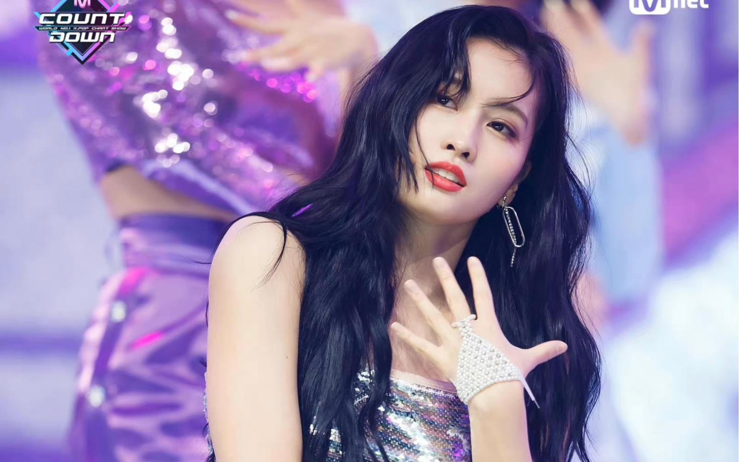 momo平井桃 |feel special 经典入坑直拍 无刘海港风美人