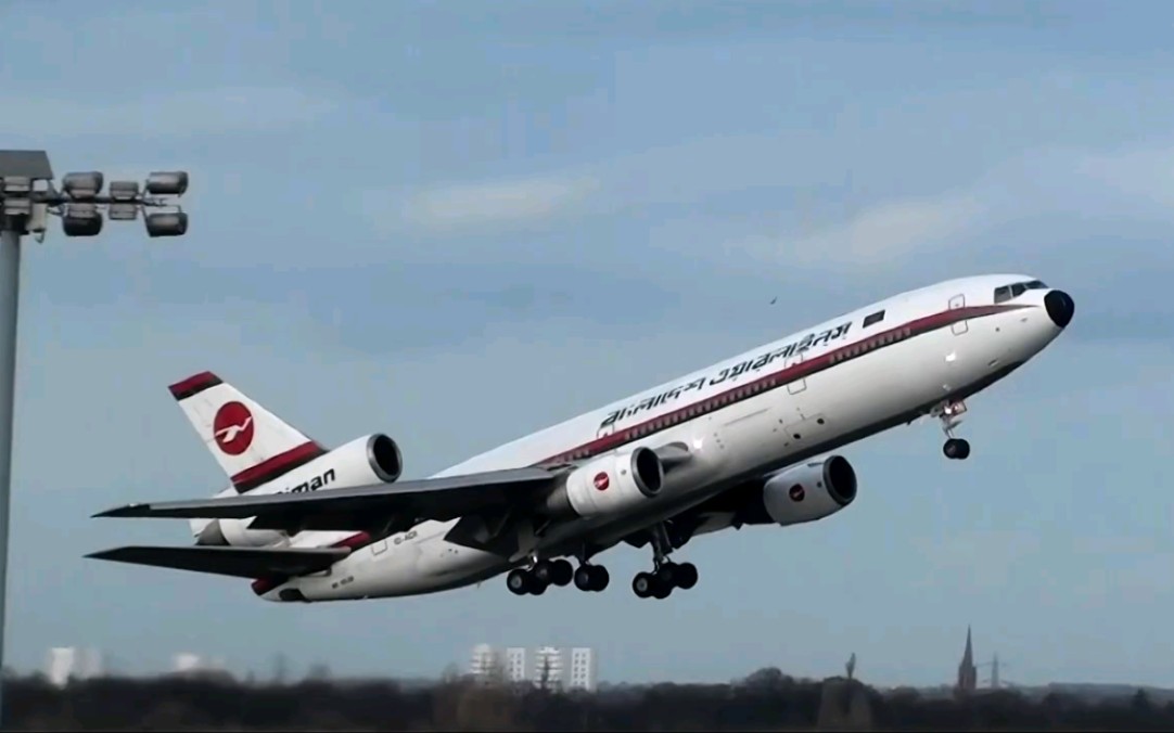 【航空】最后的dc-10客机//孟加拉比曼航空//伯明翰机场//2014年_哔哩
