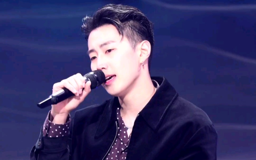 【朴宰范】唱crush的不要忘记也太好听了吧