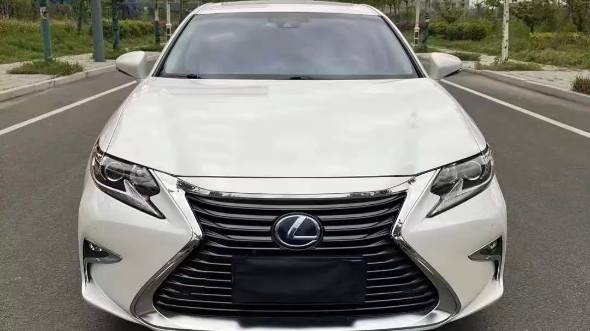 77w,准16年雷克萨斯es300h,2.5自然吸气混动精致款
