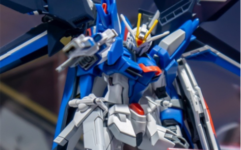 万代 hg 飞升自由高达