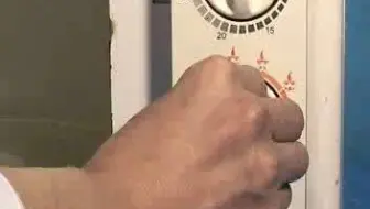 生日蛋糕制作视频教程_新兰生日蛋糕制作技术1