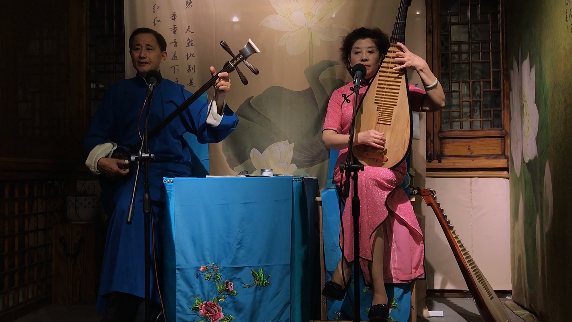 古巷深宅,苏州评弹.