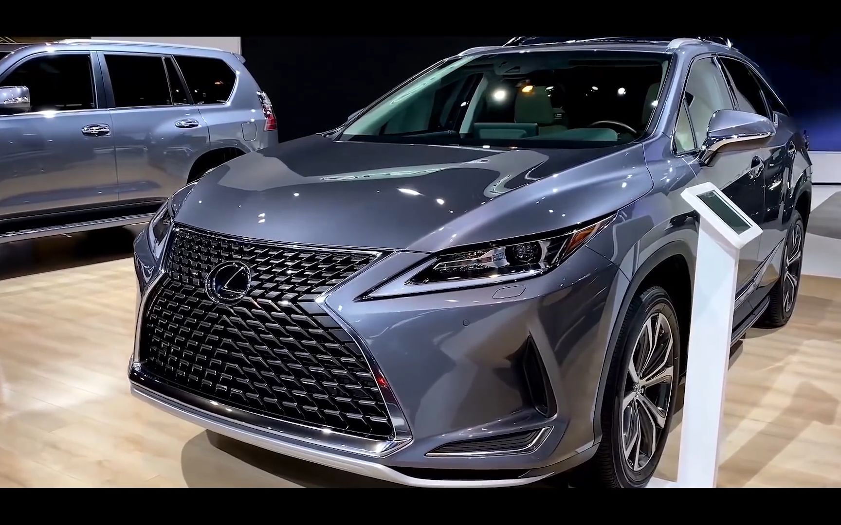 2021款雷克萨斯rx海外版抢先看,优秀的车子加价也不愁卖_哔哩哔哩 (゜