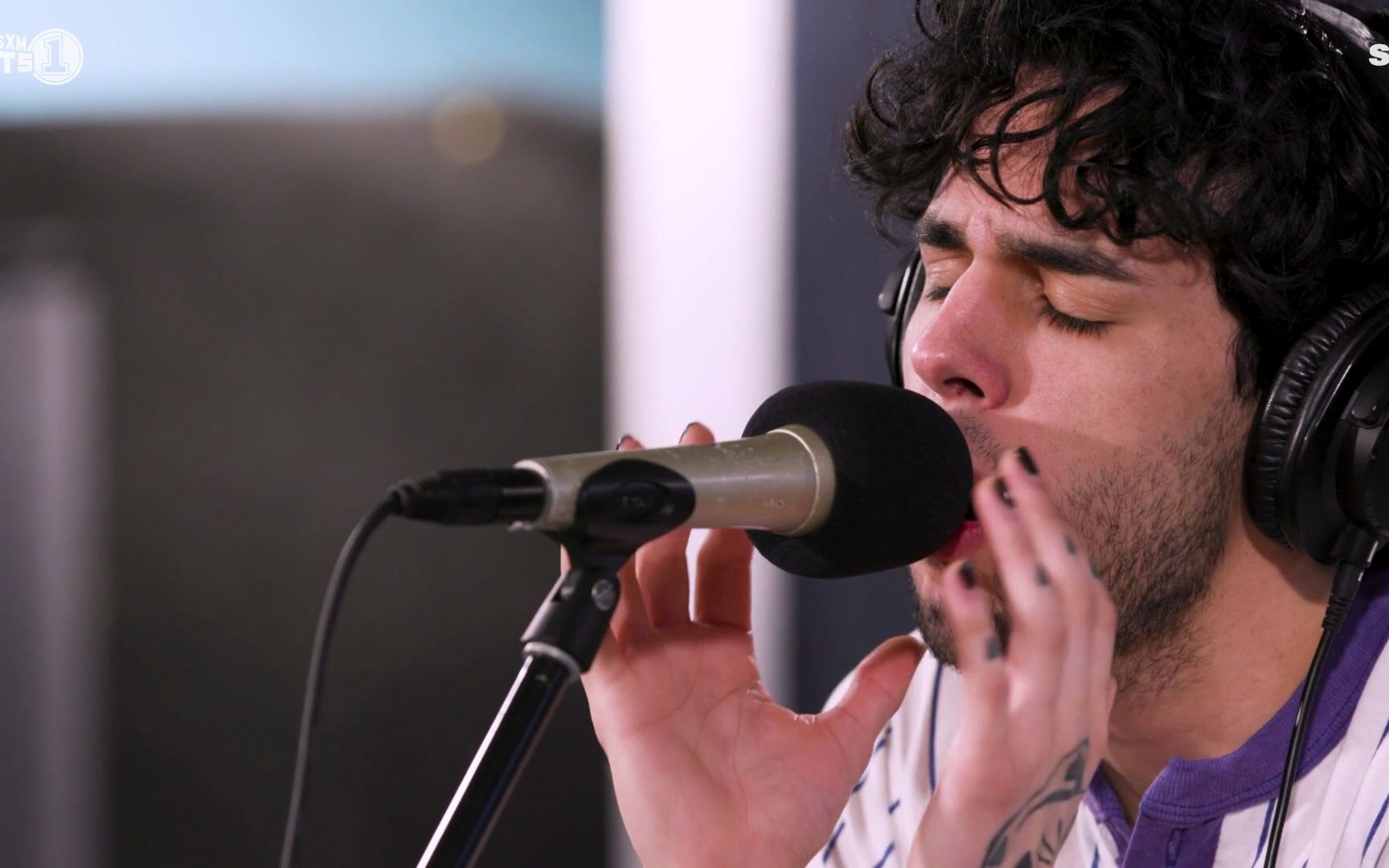 【stephen sanchez】「evangeline」live @ siriusxm 最新现场