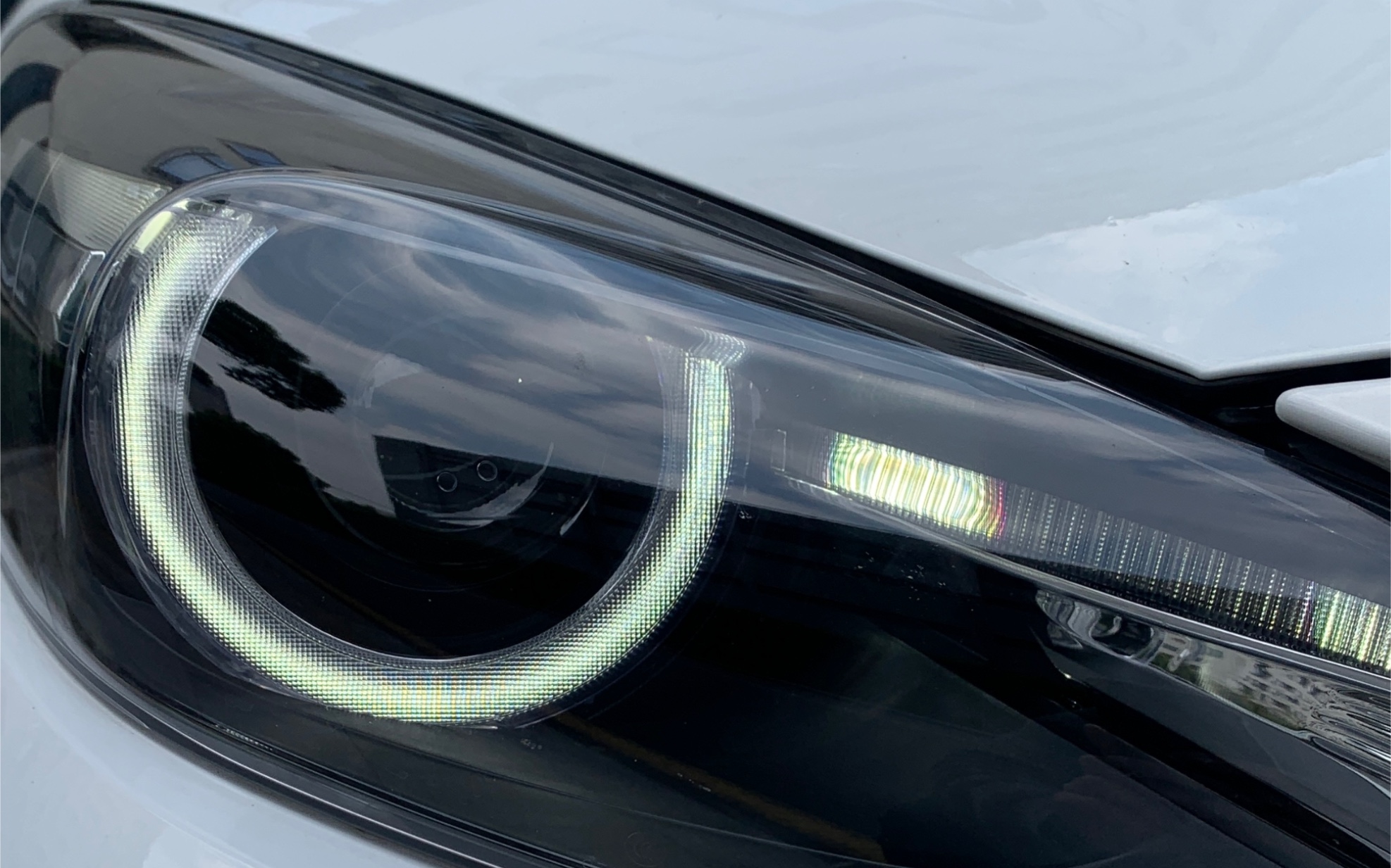 昂克赛拉的车灯蛮有攻击性的