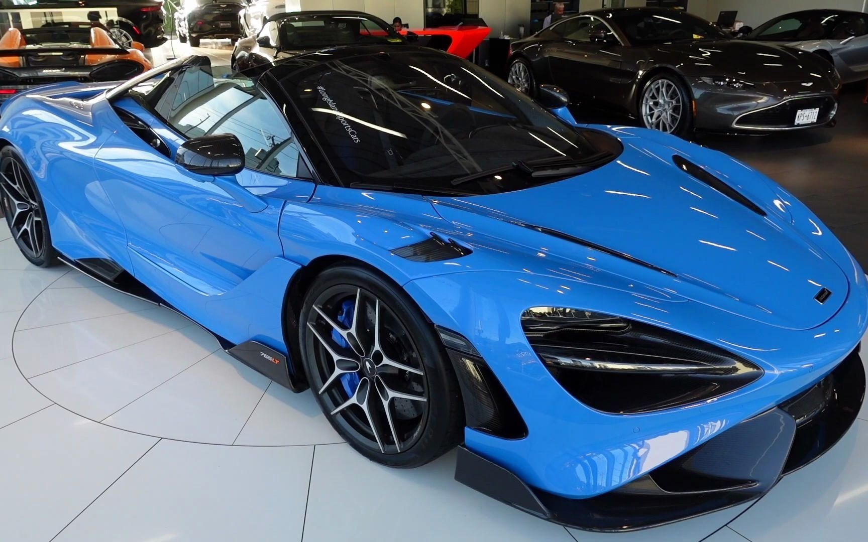 全新$400,000迈凯伦765lt spider_哔哩哔哩_bilibili