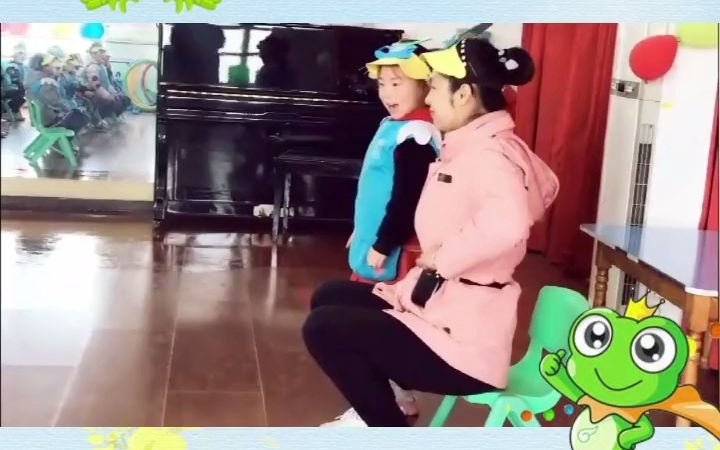 [图]幼儿园公开课 中班音乐快乐的青蛙[烟花]幼儿园公开课｜中班音乐快乐的青蛙小通过聆听音乐，小朋友熟悉了音乐旋律尝试双手同时在铃鼓上随乐一下一下地演奏，体验乐器活动