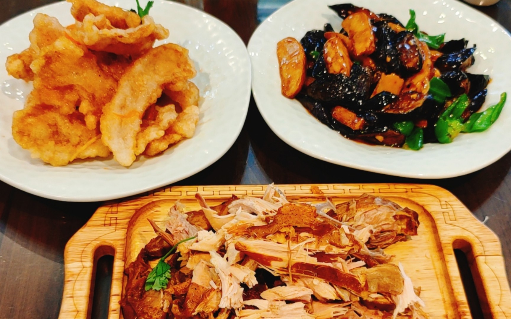 【美食探店】哈尔滨特色百年老店中央大街老厨家锅包肉地三鲜,东北菜