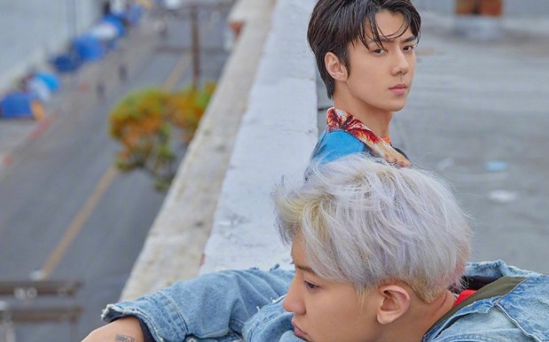 【exo】勋灿小分队拆箱视频 爱丽拆箱视频2 继伯贤s