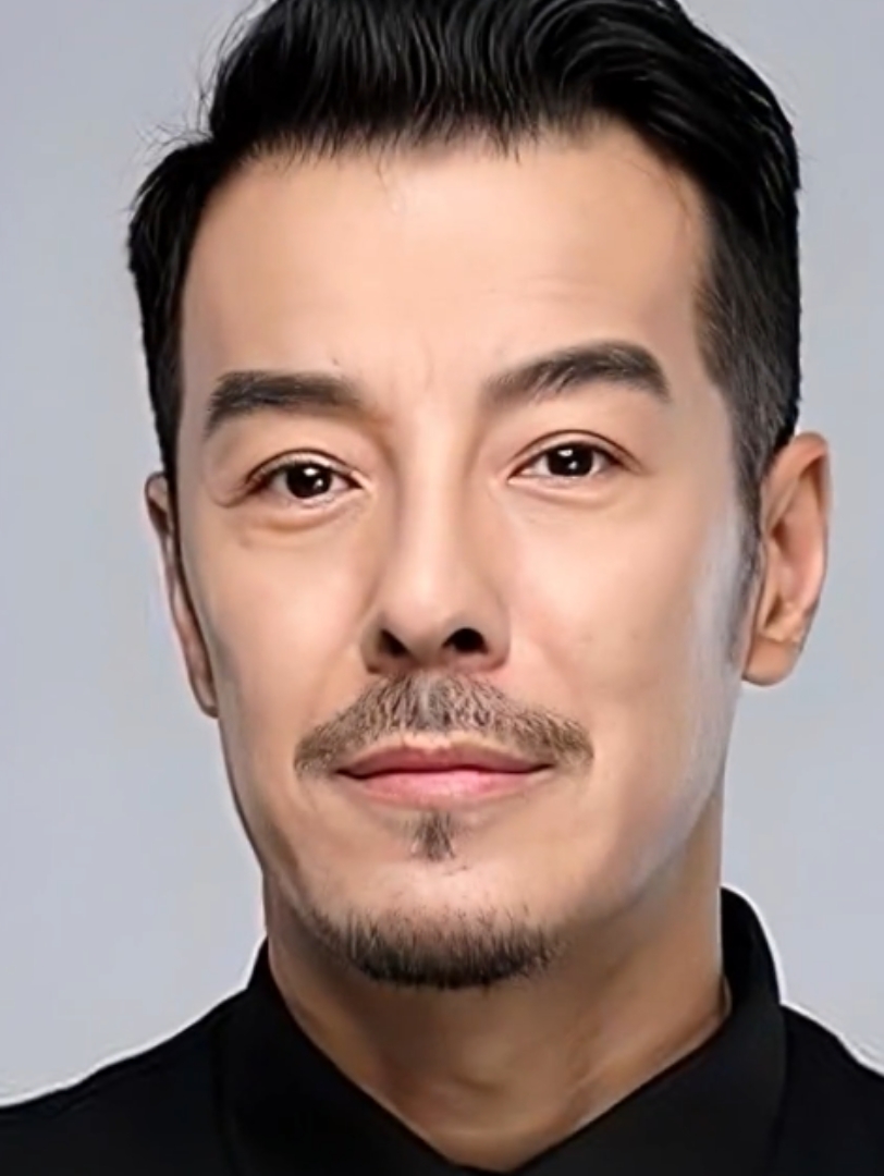 满族演员海一天,现实生活很满足