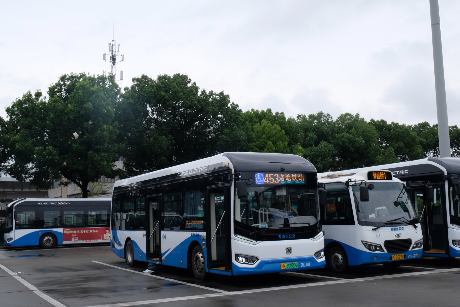 【速度优质 高桥快速直达五角场】上海公交 453路>五角场(翔殷路)全程