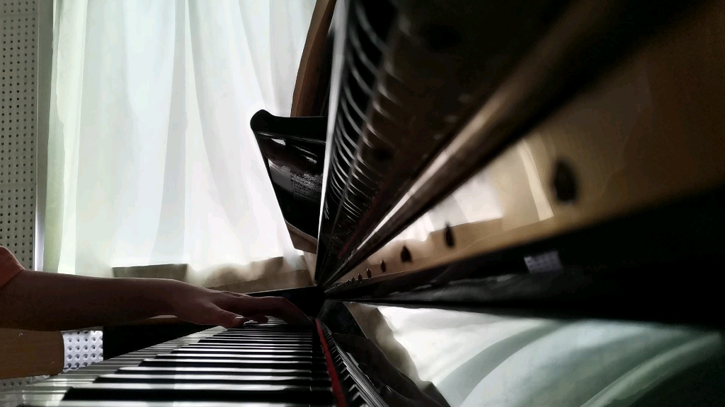 [图]《กลัวเครื่องบิน/飞机恐惧症》—ILLSLICK (feat.PALMY) piano cover.