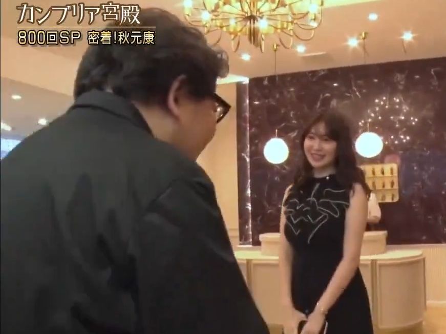 小嶋陽菜女神在line上邀请了秋元康様来参观【小嶋阳菜】