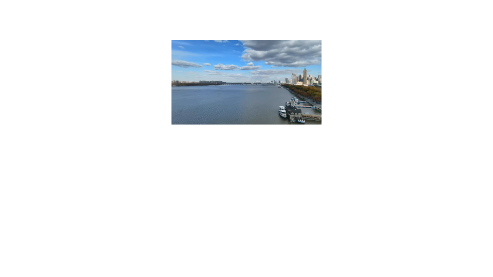 有个哈尔滨的小花,文旅局希望她能帮着录一条视频宣传家乡,她直接让找她的经纪人谈合作费;哔哩哔哩bilibili