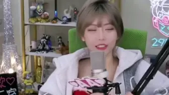 周淑怡查房酥酥当场抑郁，直言你是一根签会不会羡慕一根棍