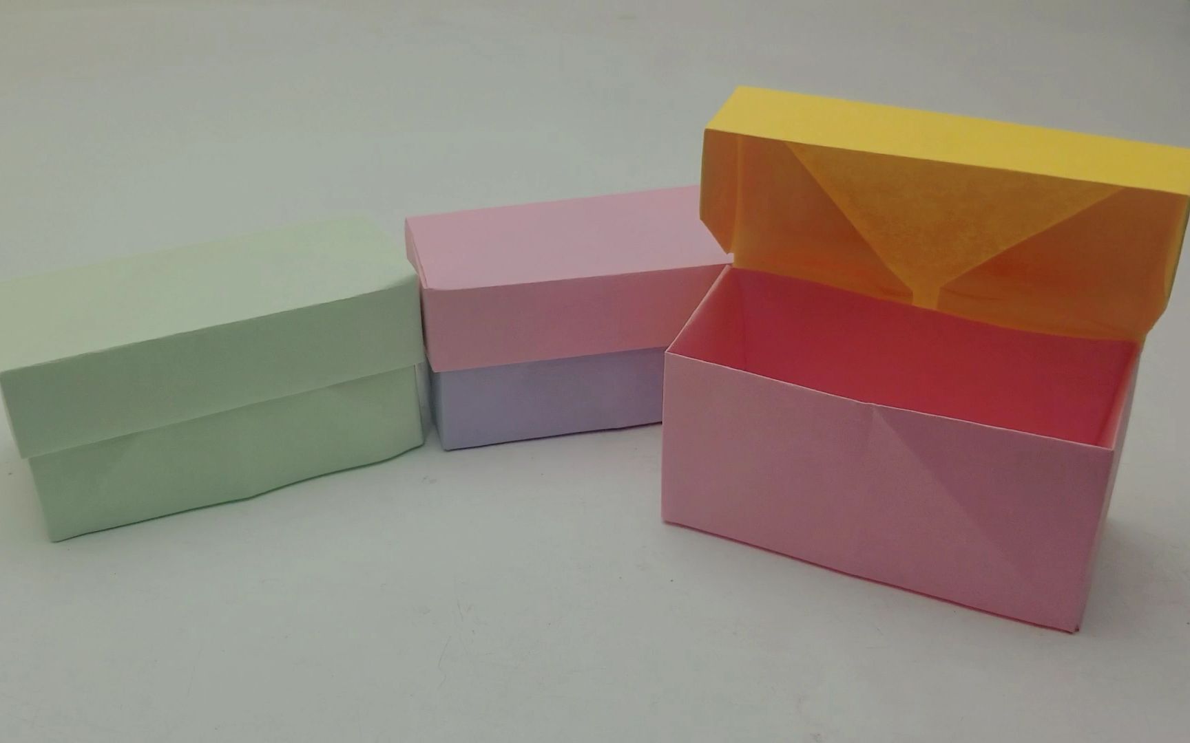 用长方形纸折盒子有盖图片