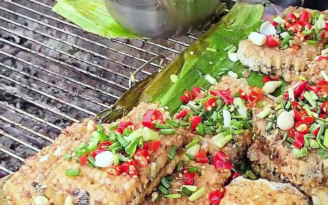 烤蜜蜂幼虫, 柬埔寨街头美食.