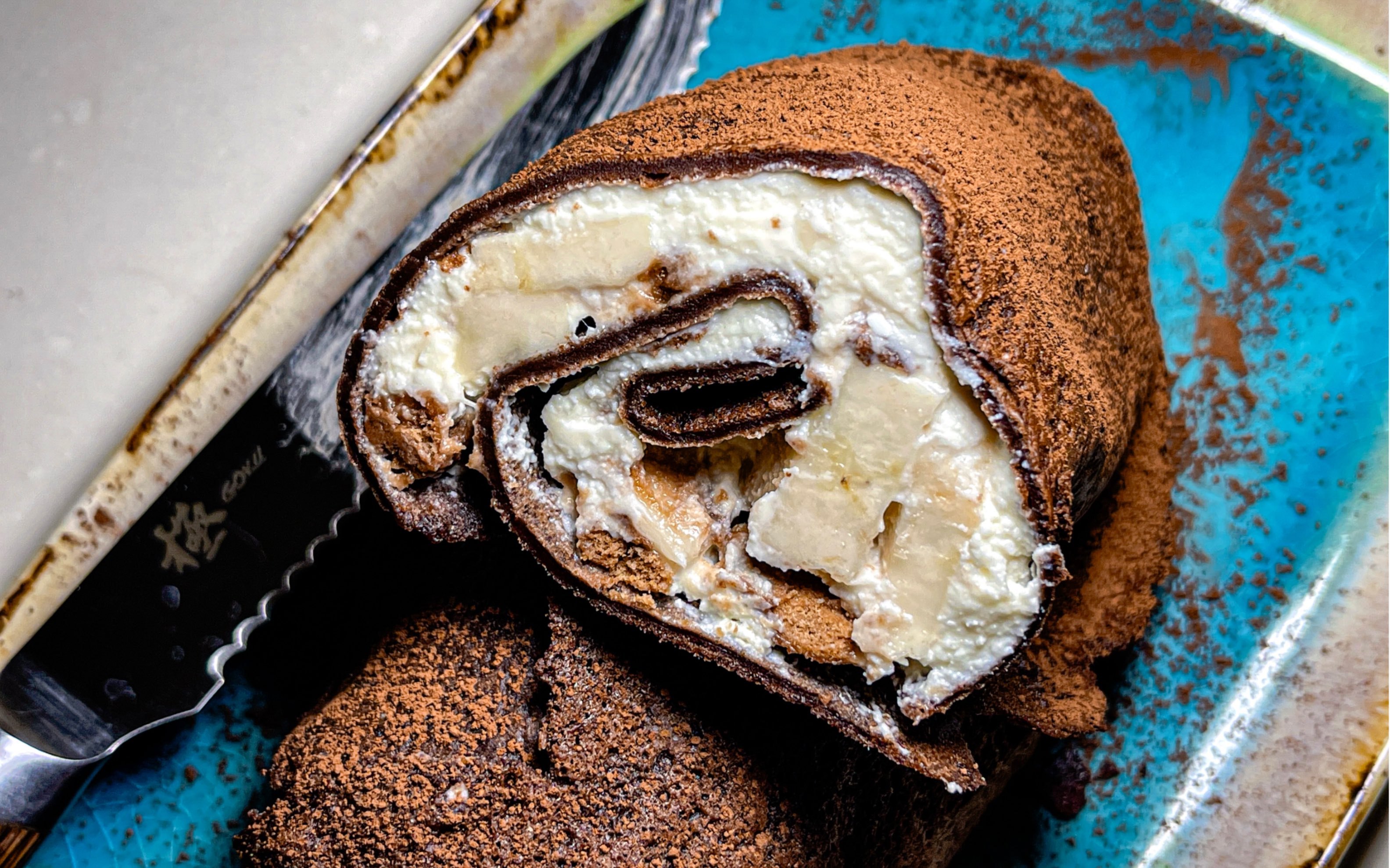 把可丽饼夹着ricotta乳清奶酪卷起来吃不要太爽!