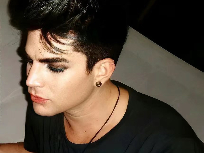 【烟熏妆,美甲,高跟鞋 但他真的是1】adam lambert亚当兰伯特十首性感