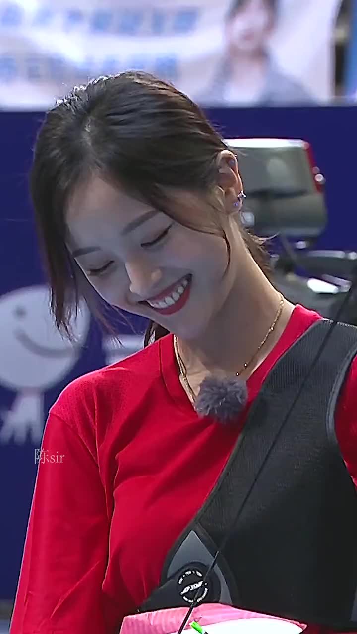 啊啊啊! #吴宣仪这一眨眼一笑差点没把我送走~ #美女 #高清