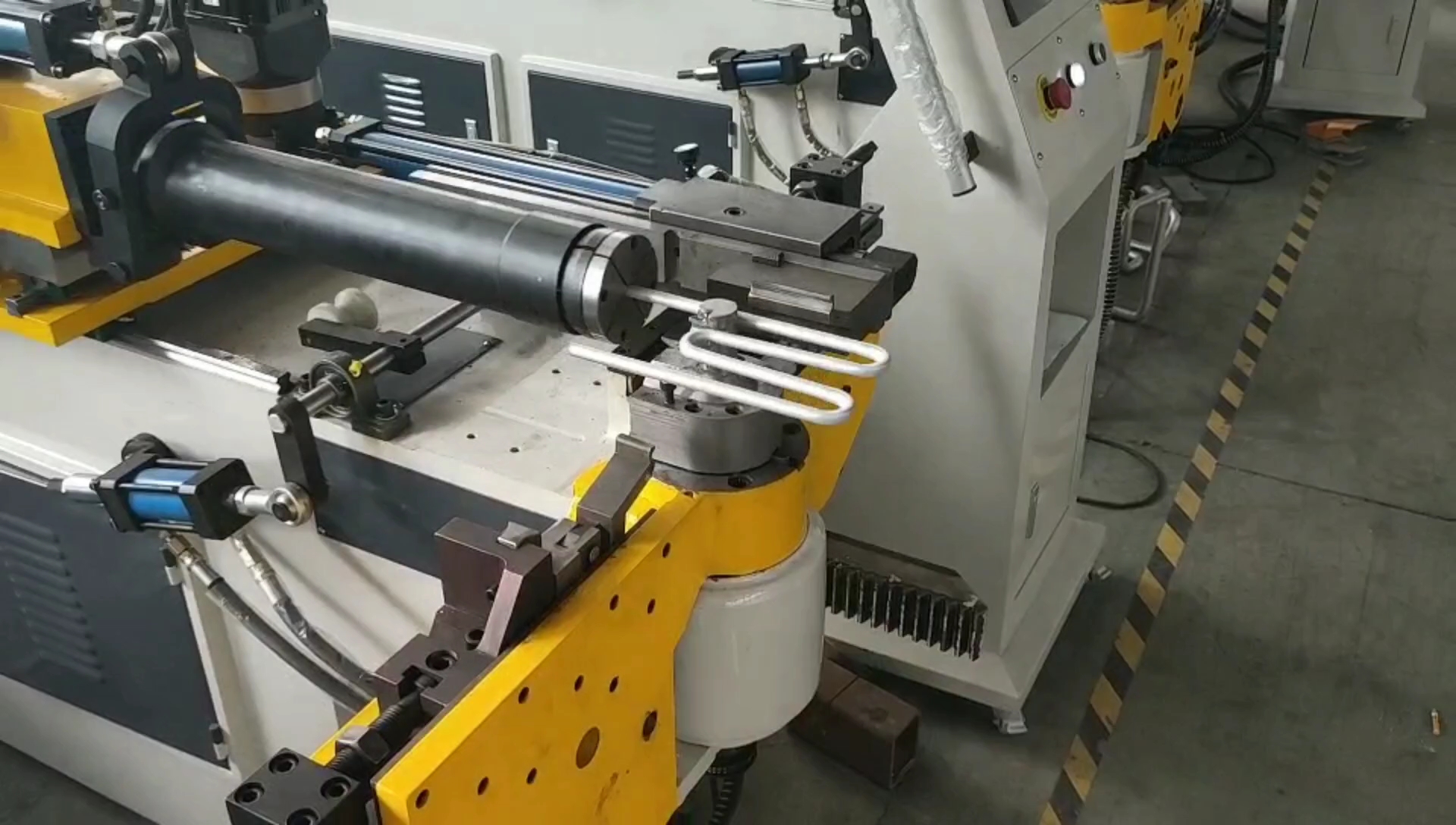 伺服全自动弯管机数控弯管机折弯机方管钢管圆管弯管机弯弧机一次成型