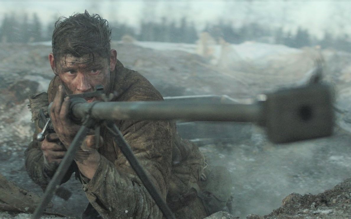 26名苏联士兵硬刚纳粹坦克军团,凭一挺重机枪,打得德军血肉横飞!