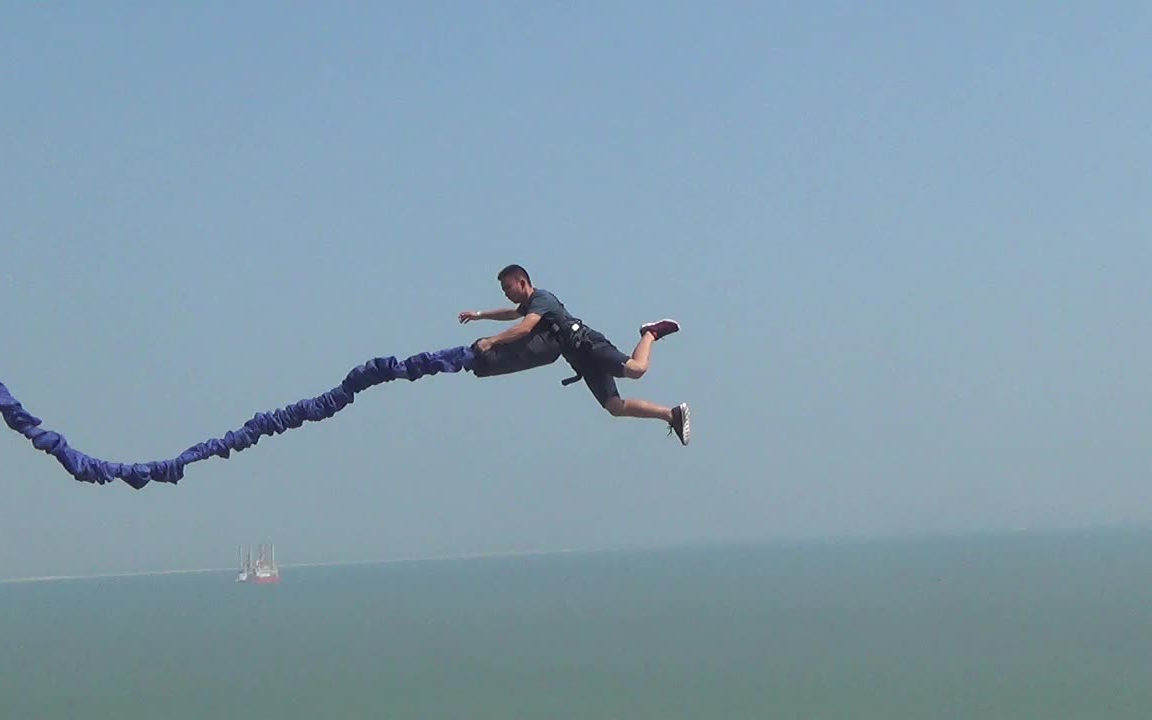 厦门市观音山蹦极