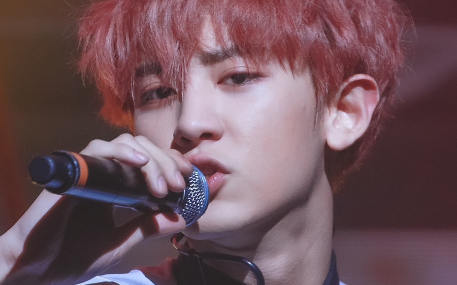 【朴灿烈】gravity直拍 脖子以下全是腿系列_哔哩哔哩 (゜-゜)つロ