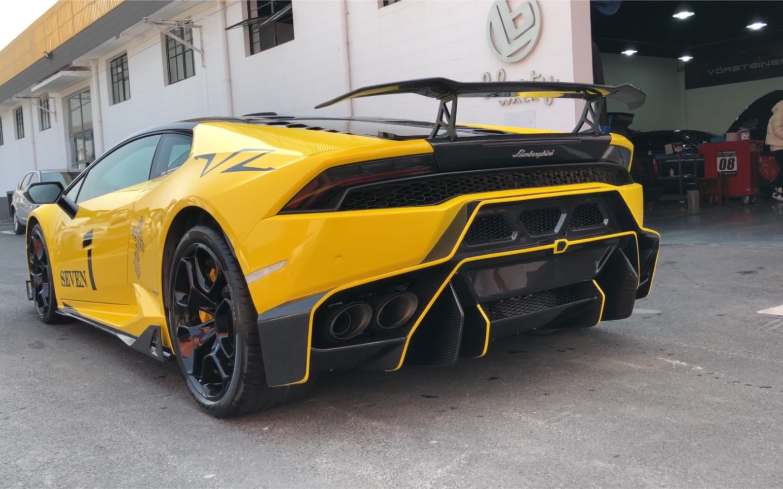 兰博基尼huracan小牛牛