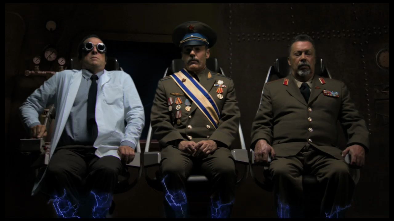 红色警戒3真人高清预告宣传片再来看看谭雅到底有多么狂野吧