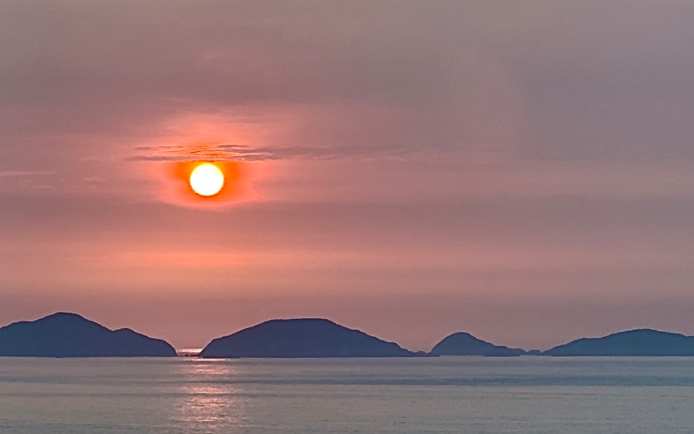 温岭石塘日出图片